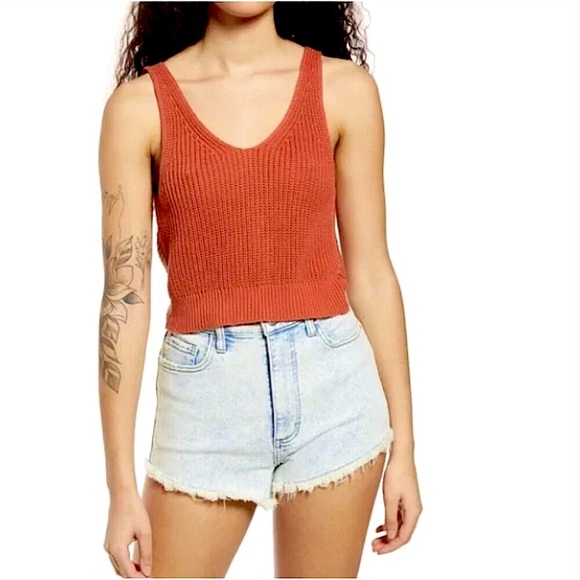 New! Lulu's Rust Red Knit Twist Back Tank Top XS - Picture 2 of 6